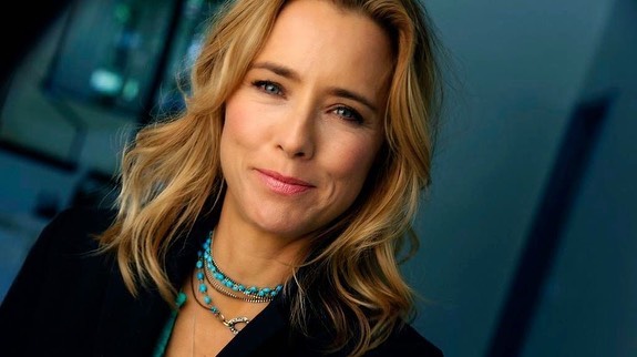 Téa Leoni Biography: Partner, Age, Net Worth, Siblings, Parents, Height, Husband, Movies, Awards, Children