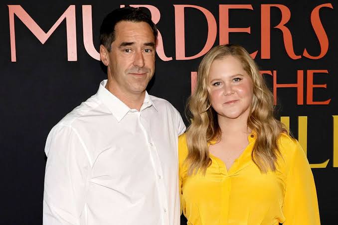 Amy Schumer’s Husband, Chris Fischer Bio: Age, TV Show, Spouse, Nationality, Height, Parents, Restaurants, Date of Birth, Net Worth