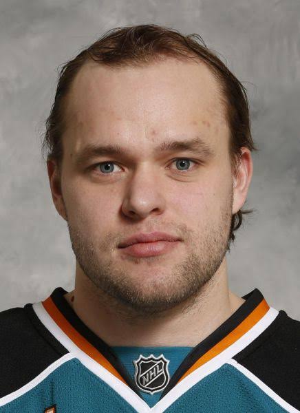 Antti Niemi Biography: Wiki, Nationality, Ethnicity, Net Worth, Height, Age, Spouse, Team