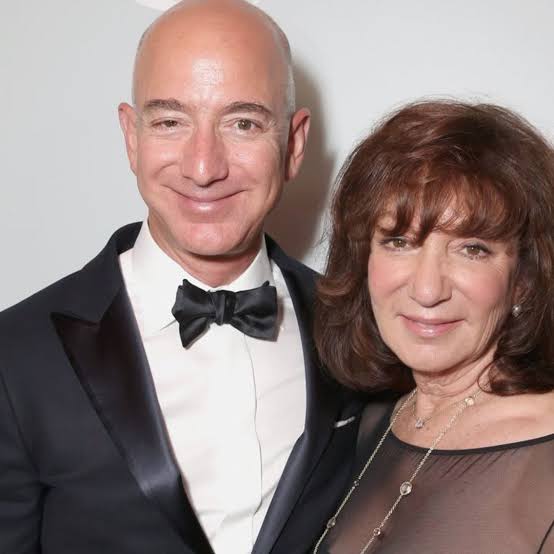 Jeff Bezos’ Mother Jaclyn Bezos Biography: Parents, Age, Net Worth, Nationality, Education, Children, Spouse, Siblings