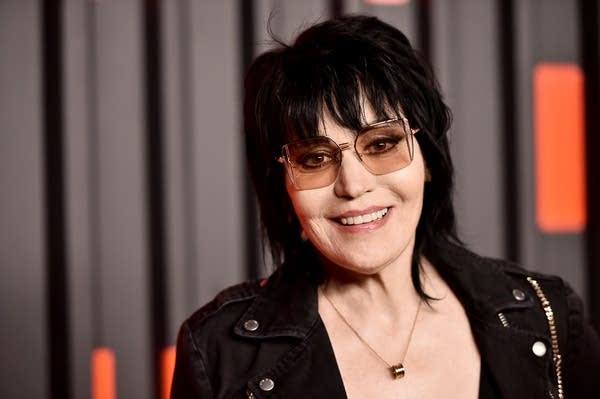 Joan Jett Biography: Parents, Partner, Net Worth, Illnesses, Age, Songs, Awards, Movies, Instagram