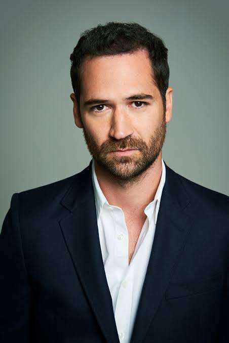 Manuel Garcia-Rulfo Biography: Wife, Movies, TV Shows, Ex-Wives, Height, Parents, Siblings, Relationships, Age, Net Worth