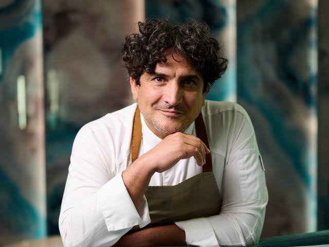 Mauro Colagreco Biography: Restaurants, Net Worth, Cookbooks, Age, Videos, Children, Wikipedia