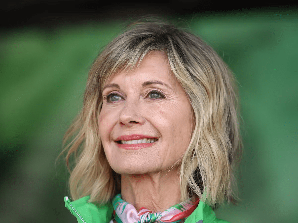 Olivia Newton-John Biography: Age, Death, Net Worth, Spouse, Height, Movies, Children, Wikipedia, Songs