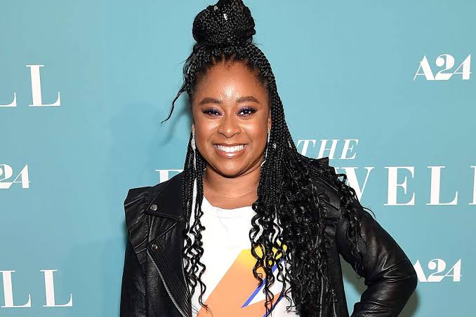 Phoebe Robinson Biography: Books, Age, Height, Movies, Net Worth, Height, Brother, Wikipedia, Awards