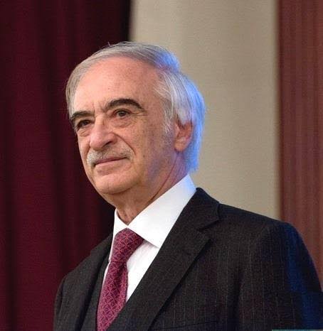 Polad Bulbuloglu Biography: Age, Songs, Office, Parents, Siblings, Wiki, Wife, Height, Children, Net Worth