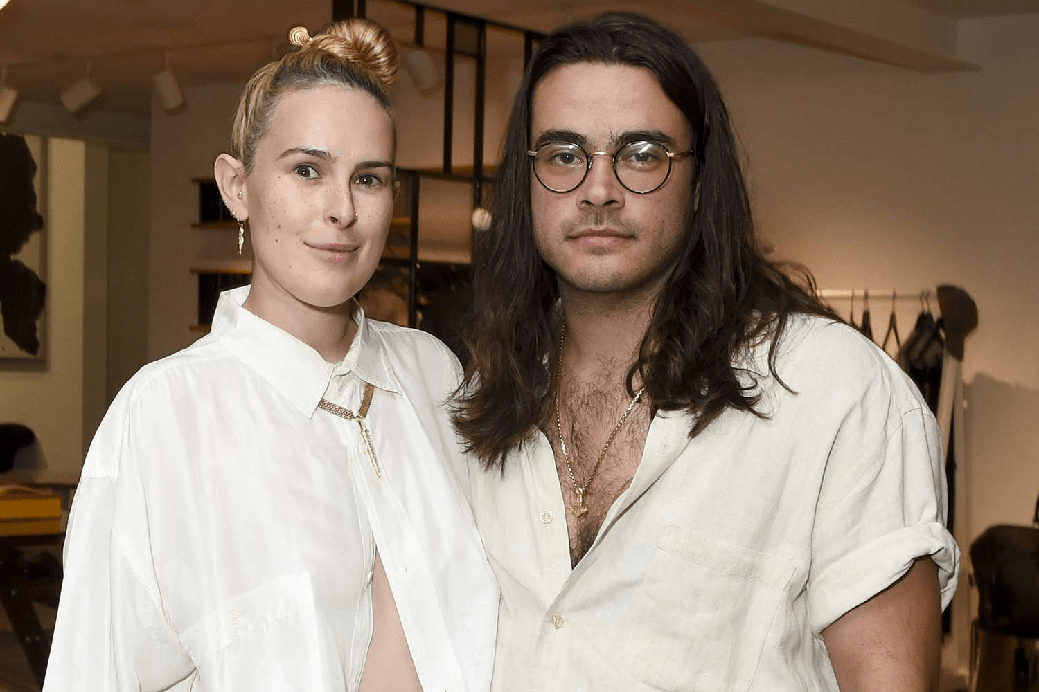 Rumer Willis’ Ex-Boyfriend Derek Richard Thomas Biography: Girlfriend, Siblings, Age, Net Worth, Children, Parents, Songs