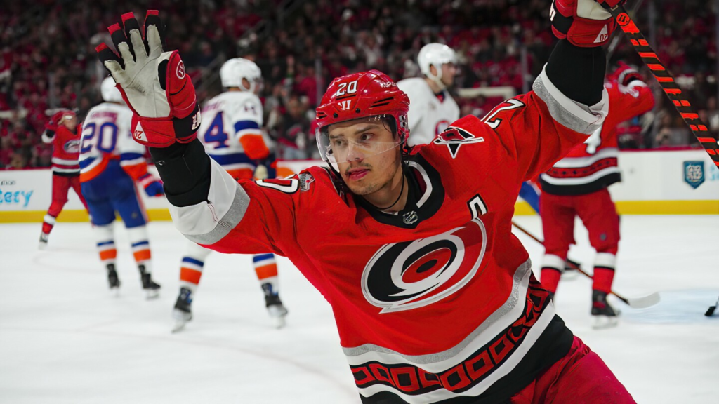 Sebastian Aho Biography: Age, Net Worth, Instagram, Spouse, Height, Wiki, Parents, Siblings, Current Team, Awards