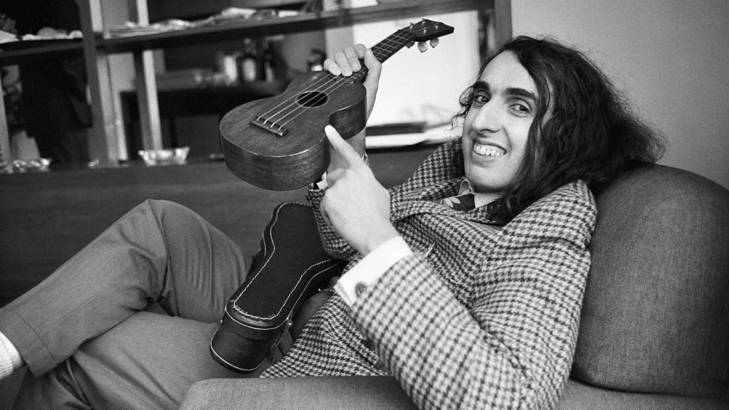 Tiny Tim Biography: Wife, Height, Siblings, Age, Net Worth, Parents, Children, Awards, Death