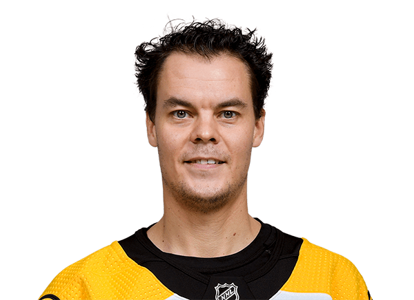 Tuukka Rask Biography: Statistics, Age, Wiki, Contract, Net Worth, Nationality, Height, Movies, Awards, Wife, Children