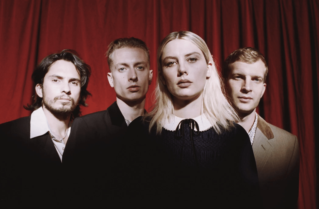 Wolf Alice Biography: Age, Net Worth, Members, Real Name, Career, Wiki, Songs